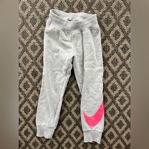 Girls Nike sweatpants